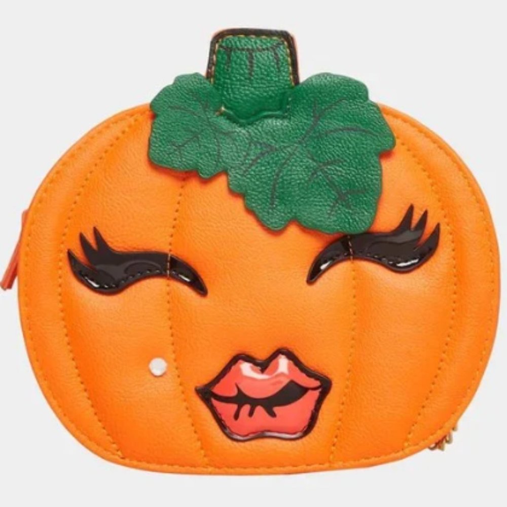 Betsey Johnson Kitsch Betsey Lantern Crossbody - Picture 2 of 6